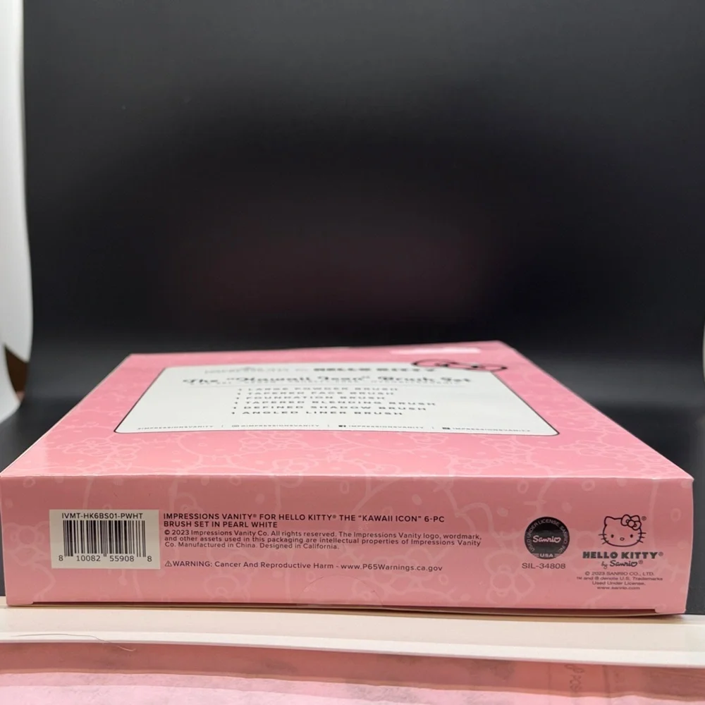 Hello Kitty The Kawaii Icon Brush Set
